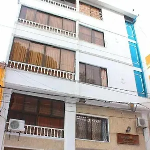 https://hotel-rocamar.santamartahotels.net