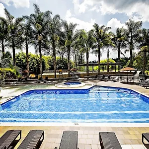 https://movich-las-lomas.colombiamedellinhotels.com